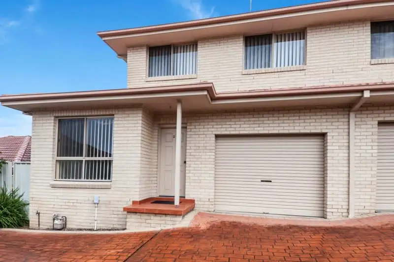 Main view of Homely house listing, 2/3 Narran Way, Flinders NSW 2529