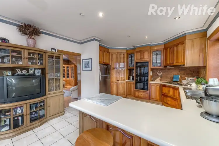 Fifth view of Homely house listing, 27 Highview Crescent, Macleod VIC 3085