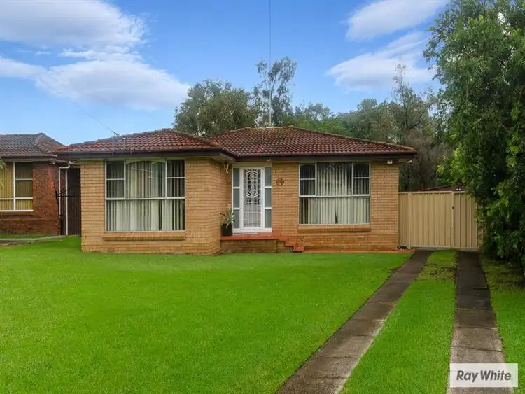 28 St James Crescent, Dapto NSW 2530