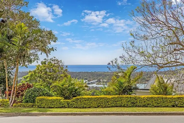 1 Pileena Street, Banora Point NSW 2486