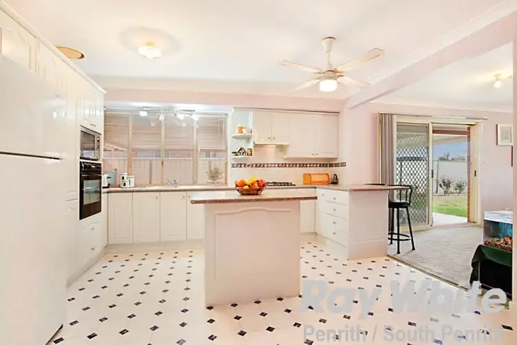 Sixth view of Homely house listing, 15 Gagoor Close, Claremont Meadows NSW 2747
