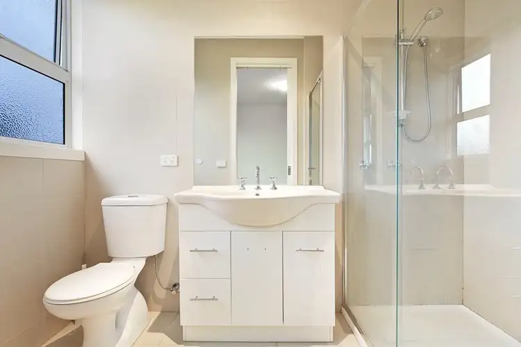 Fourth view of Homely apartment listing, 2/1438 Centre Road, Clayton South VIC 3169