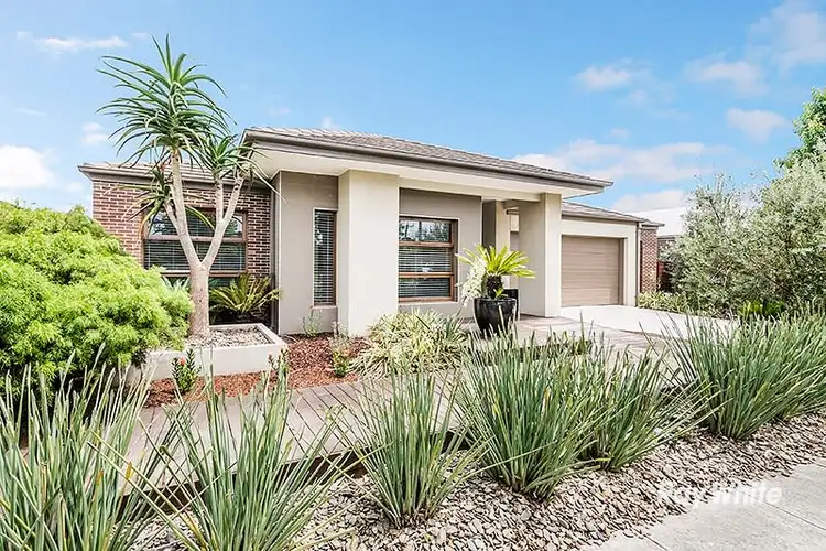 14 Red Maple Drive, Cranbourne West VIC 3977