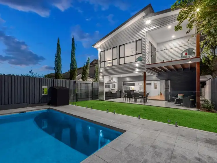 21 Bourne Street, Clayfield QLD 4011