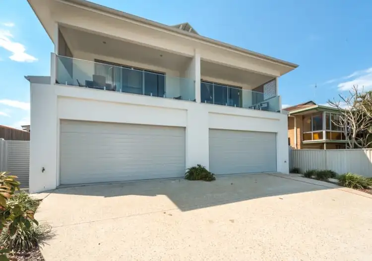 Second view of Homely other listing, 1/9 Nankeen Avenue, Paradise Point QLD 4216