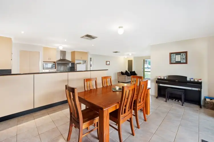 Fourth view of Homely house listing, 7 Avondale Drive, Wodonga VIC 3690