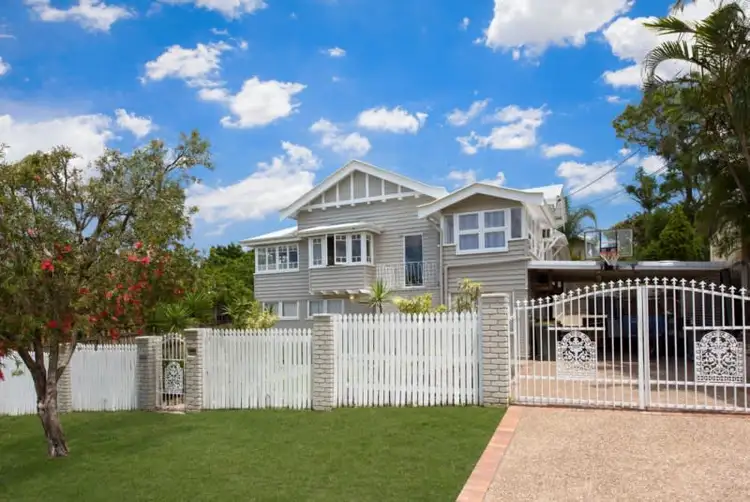 117 Lloyd Street, Camp Hill QLD 4152
