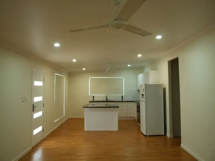 22 Robin Road, Longreach QLD 4730