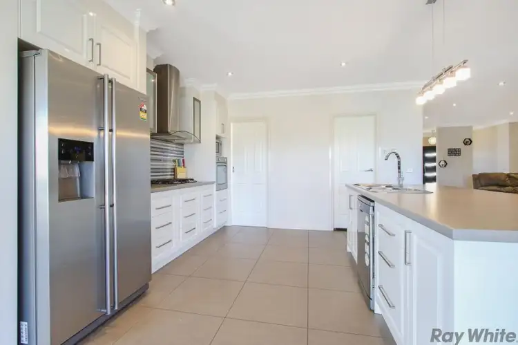 Fifth view of Homely house listing, 8 Weary Dunlop Drive, Benalla VIC 3672