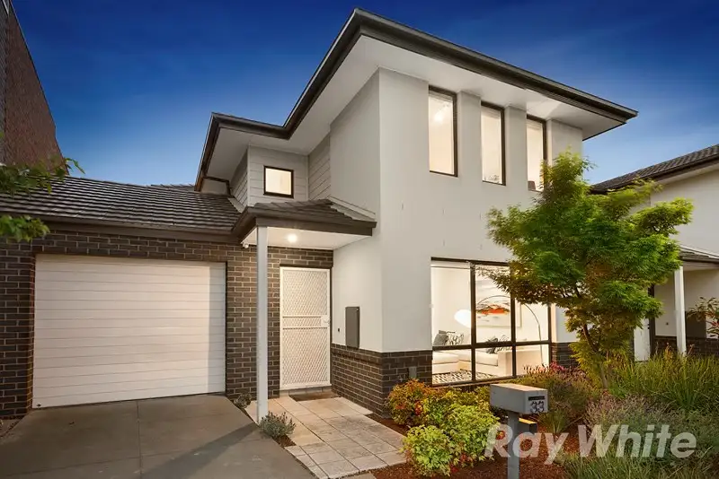 Main view of Homely townhouse listing, 33 Waverley Park Drive, Mulgrave VIC 3170