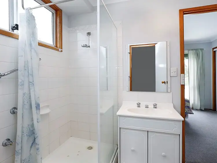 Sixth view of Homely unit listing, 1/34 Sanglen Terrace, Belmont VIC 3216
