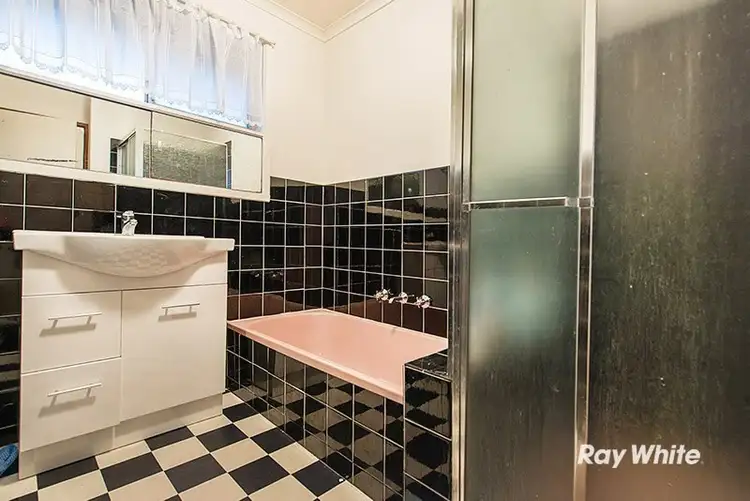 Sixth view of Homely unit listing, 3/16 Stawell Street, Cranbourne VIC 3977