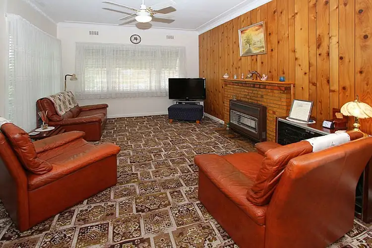 Fifth view of Homely house listing, 2 West Court, Lalor VIC 3075