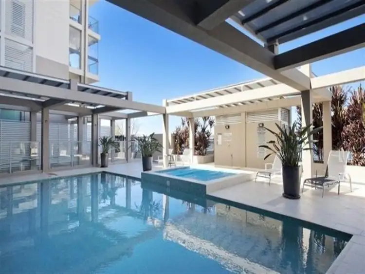 Second view of Homely unit listing, 5/146 Prince Edward Parade, Scarborough QLD 4020