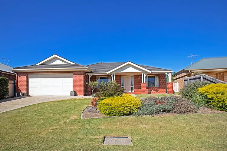 6 Cedarville Close, Highton VIC 3216