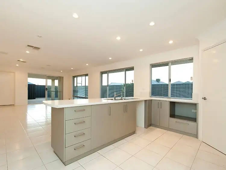 Sixth view of Homely house listing, 19 Liddard Gardens, Baldivis WA 6171
