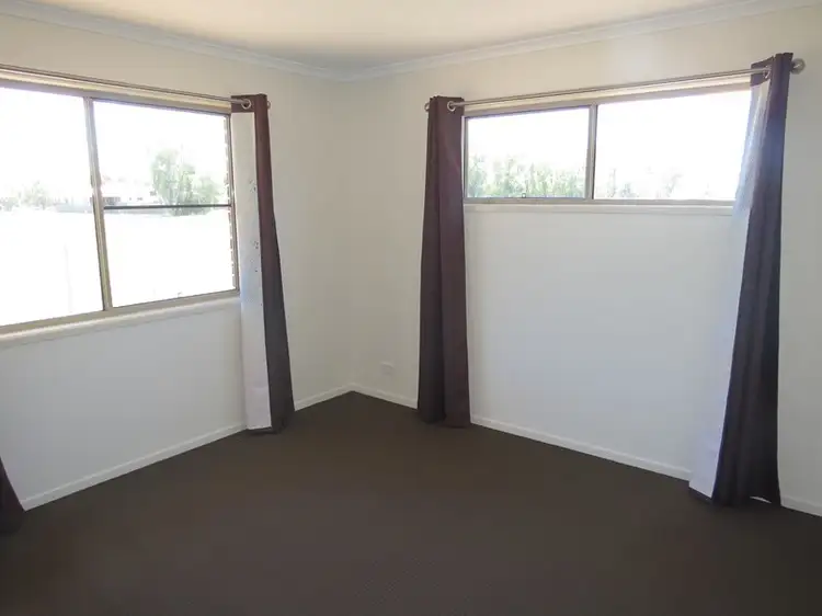 Fifth view of Homely house listing, 3 Osborne Place, Emerald QLD 4720