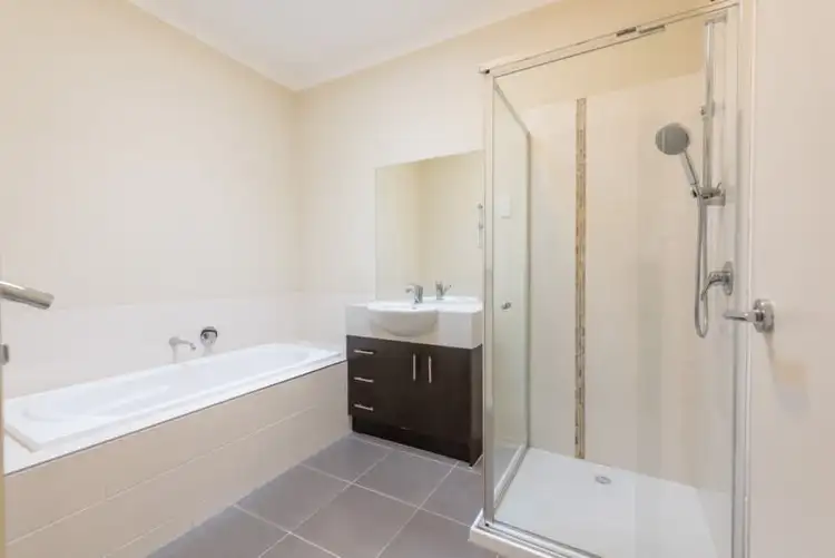 Seventh view of Homely house listing, 4 Cindia Crescent, Tarneit VIC 3029