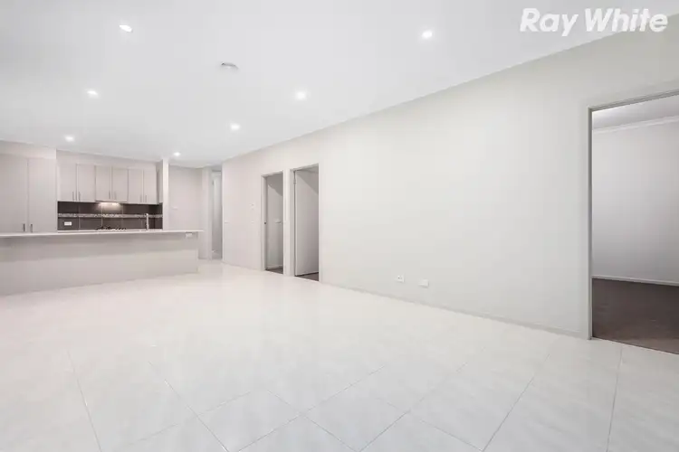 Sixth view of Homely house listing, 40 Tolkien Boulevard, Officer VIC 3809