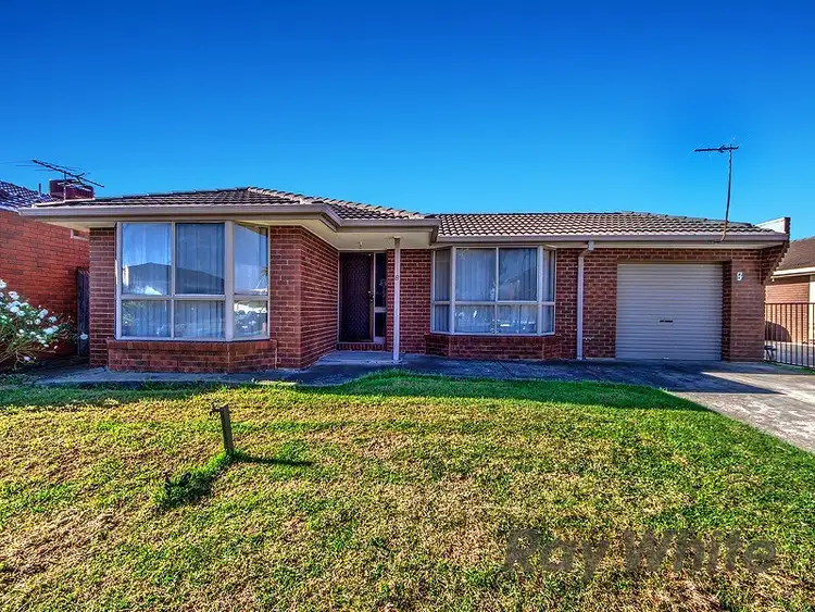 8 Kiparra Close, St Albans VIC 3021