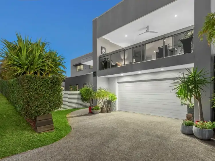 Main view of Homely house listing, 1 Yeates Close, Carindale QLD 4152