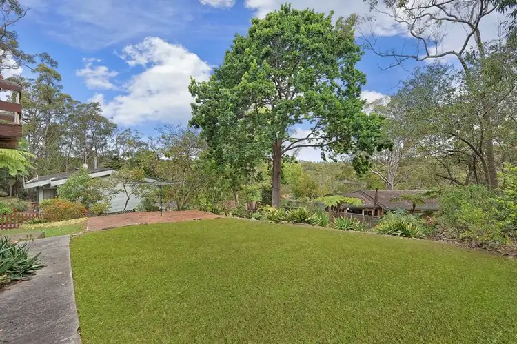 Third view of Homely house listing, 6 Lynne Place, Hornsby NSW 2077