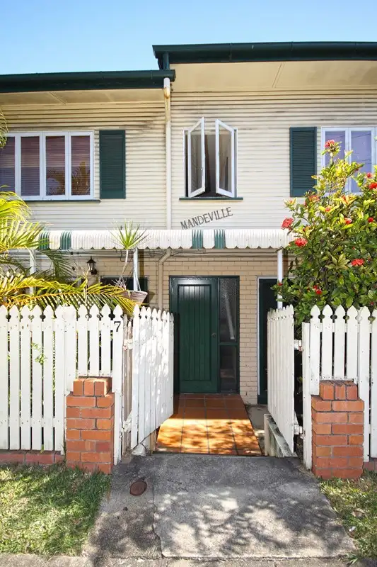 Main view of Homely apartment listing, Unit 1/7 Mowbray Terrace, East Brisbane QLD 4169