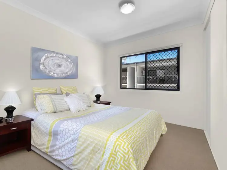 Sixth view of Homely unit listing, 7/8 Kitchener Street, Coorparoo QLD 4151
