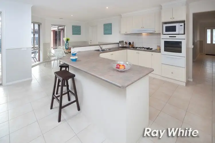Fifth view of Homely house listing, 14 Collina Court, Langwarrin VIC 3910