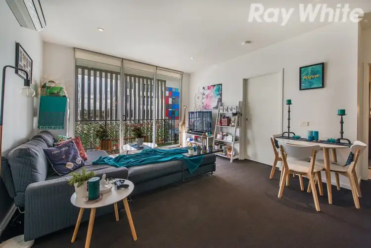 302/337 Stud Road, Wantirna South VIC 3152