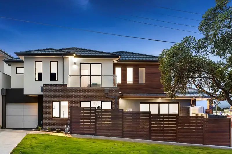 Main view of Homely townhouse listing, 1494B Dandenong Road, Oakleigh VIC 3166