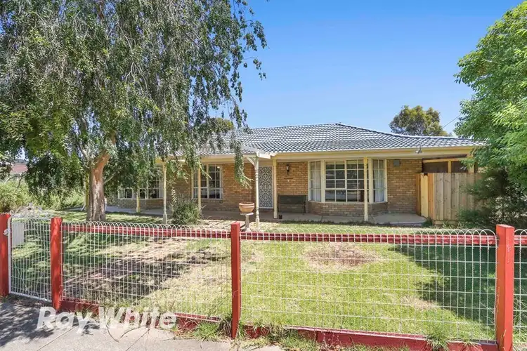 18 Oberon Drive, Belmont VIC 3216