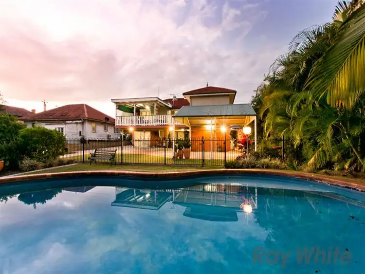 320 Rode Road, Wavell Heights QLD 4012