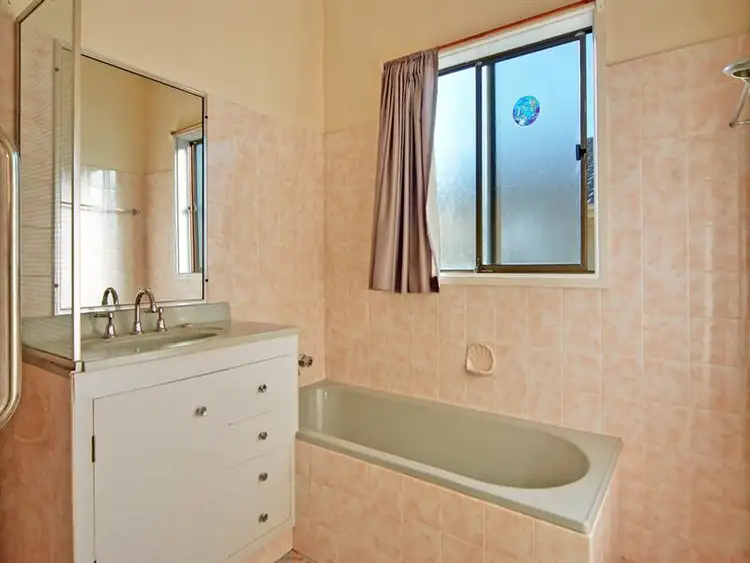 Fifth view of Homely house listing, 3 William Avenue, Warilla NSW 2528