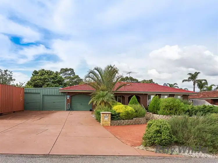 Second view of Homely house listing, 2 Haynes Court, Kardinya WA 6163