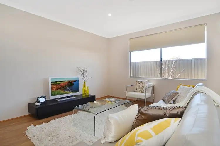 Sixth view of Homely house listing, 8 Mauve Way, Aveley WA 6069