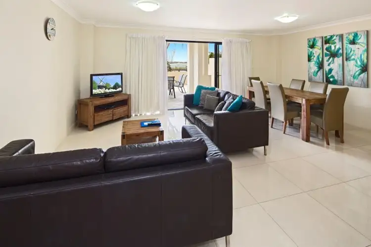 125/392 Marine Parade, Labrador QLD 4215