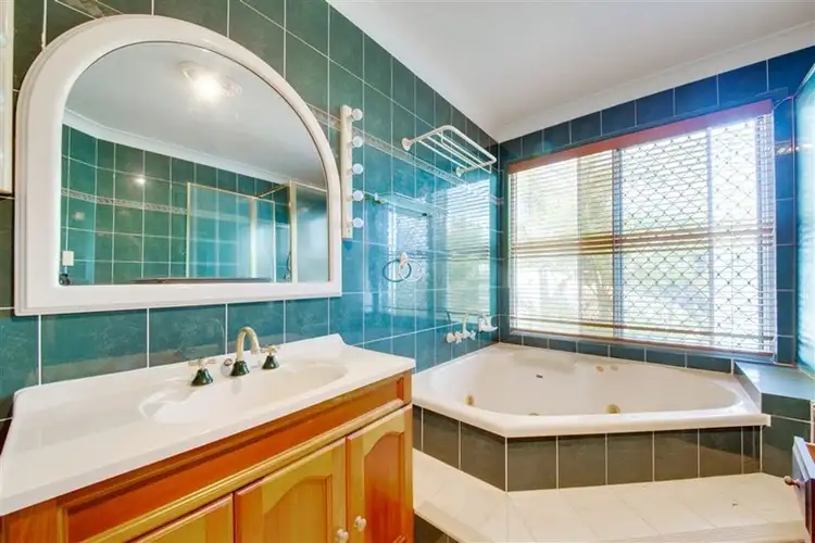 Fifth view of Homely house listing, 25 Banksia Place, Taranganba QLD 4703