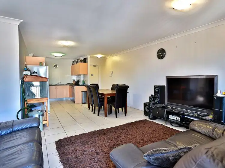 Main view of Homely unit listing, 6/16 Pretoria Street, Zillmere QLD 4034