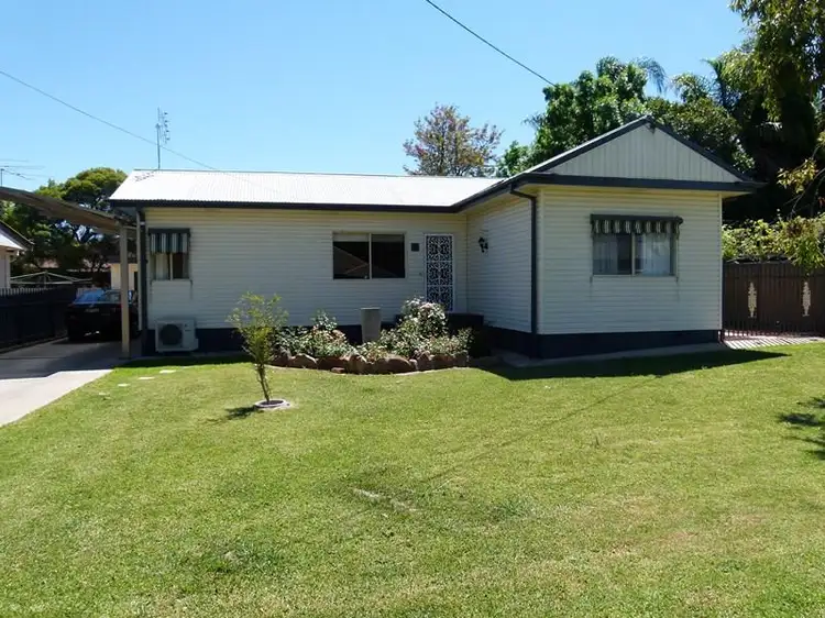 4 Hunter Street, Forbes NSW 2871