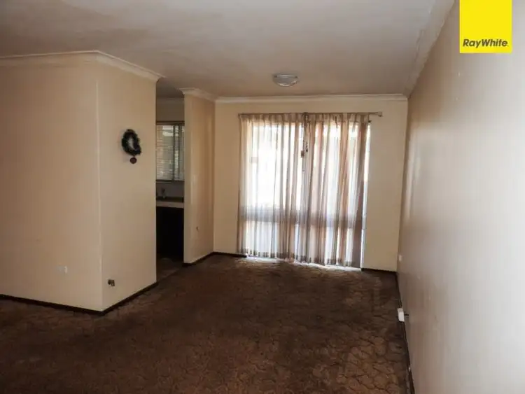 Seventh view of Homely house listing, 1 Beechcroft Place, Camillo WA 6111