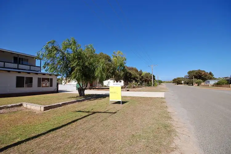 Third view of Homely house listing, 10 Battersby Road, Green Head WA 6514