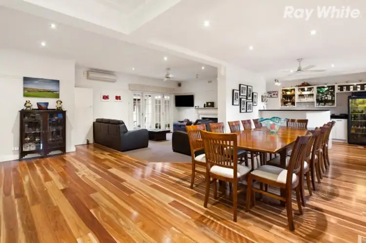 29 Oak Street, Beaumaris VIC 3193