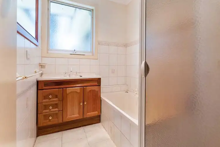 Fifth view of Homely house listing, 2 Stewart Grove, Campbellfield VIC 3061