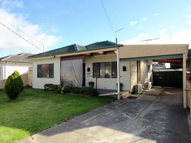4 Kelverne Street, Reservoir VIC 3073