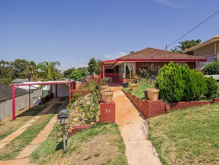 Third view of Homely house listing, 21 Maycock Place, Orelia WA 6167