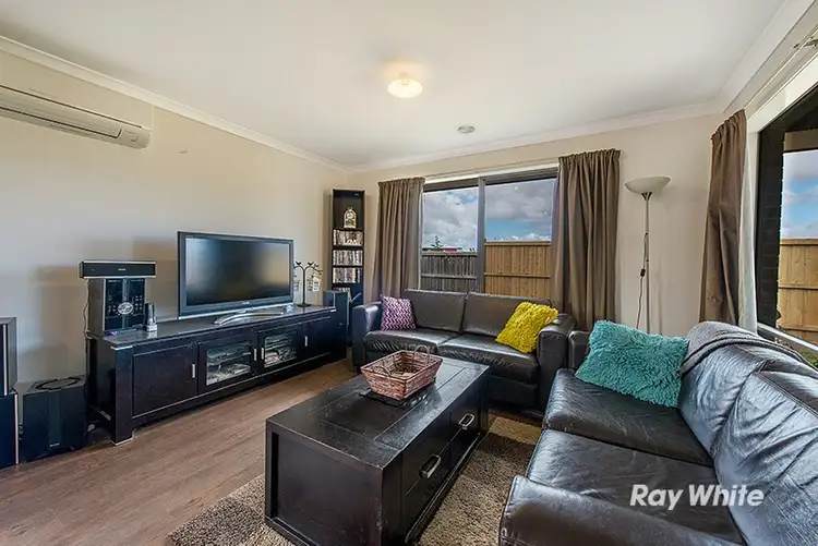 Fifth view of Homely house listing, 16 Copernicus Circuit, Cranbourne West VIC 3977