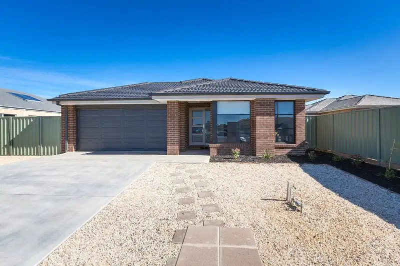 Main view of Homely house listing, 4 Aurora Place, Epsom VIC 3551