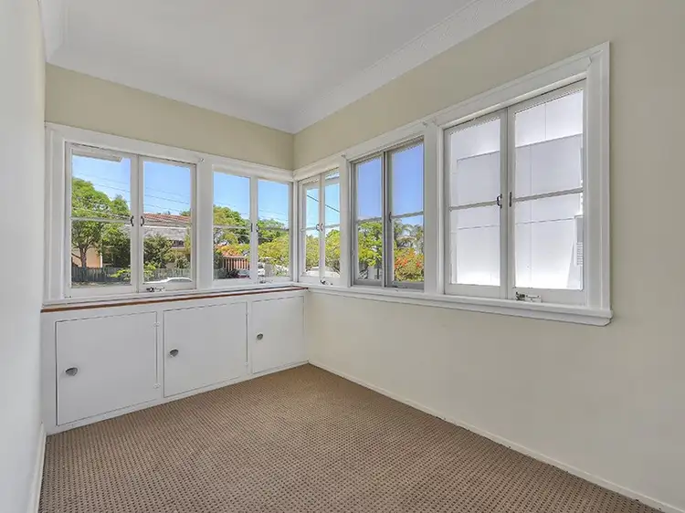 16 Warraba Avenue, Wavell Heights QLD 4012