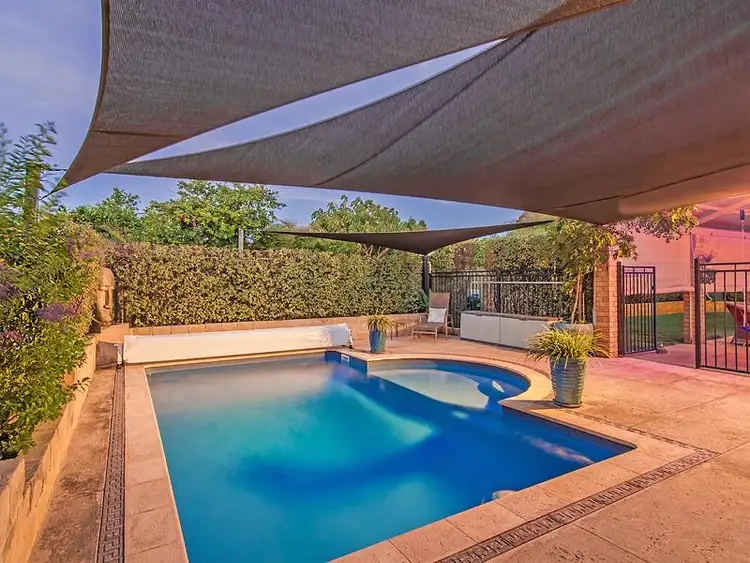 23 Jamaican Road, Safety Bay WA 6169